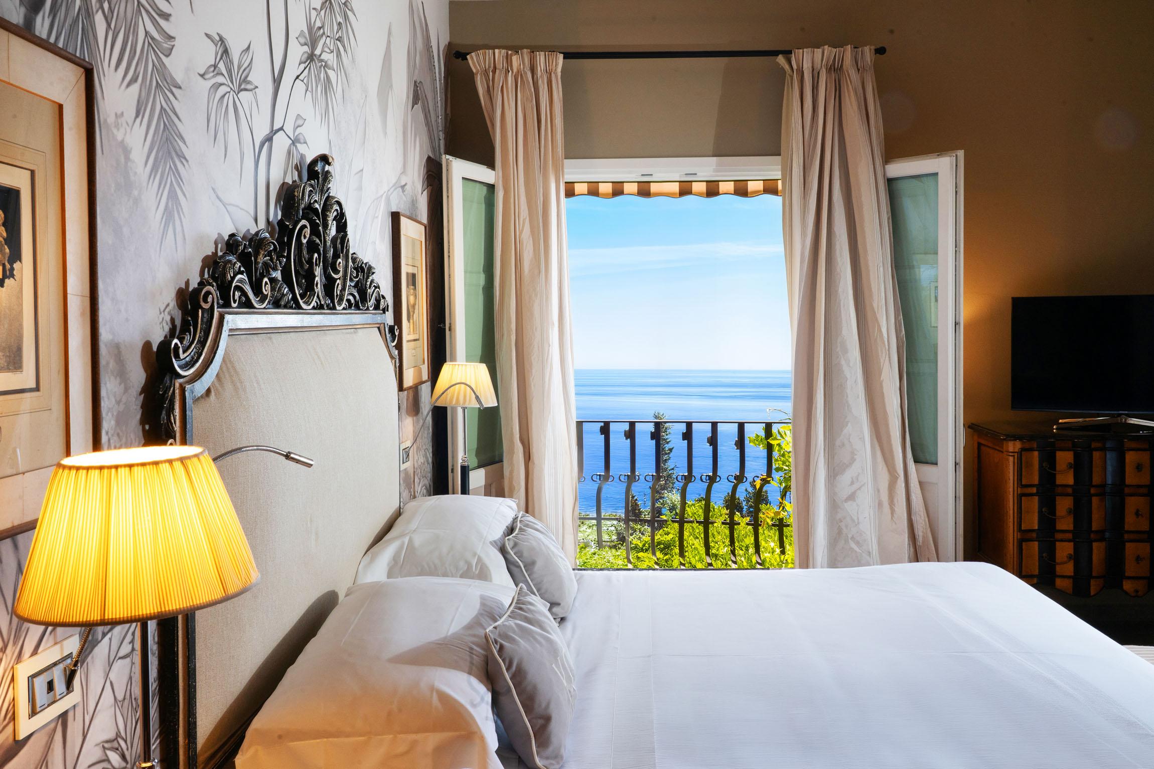 Junior Suite Sea View image