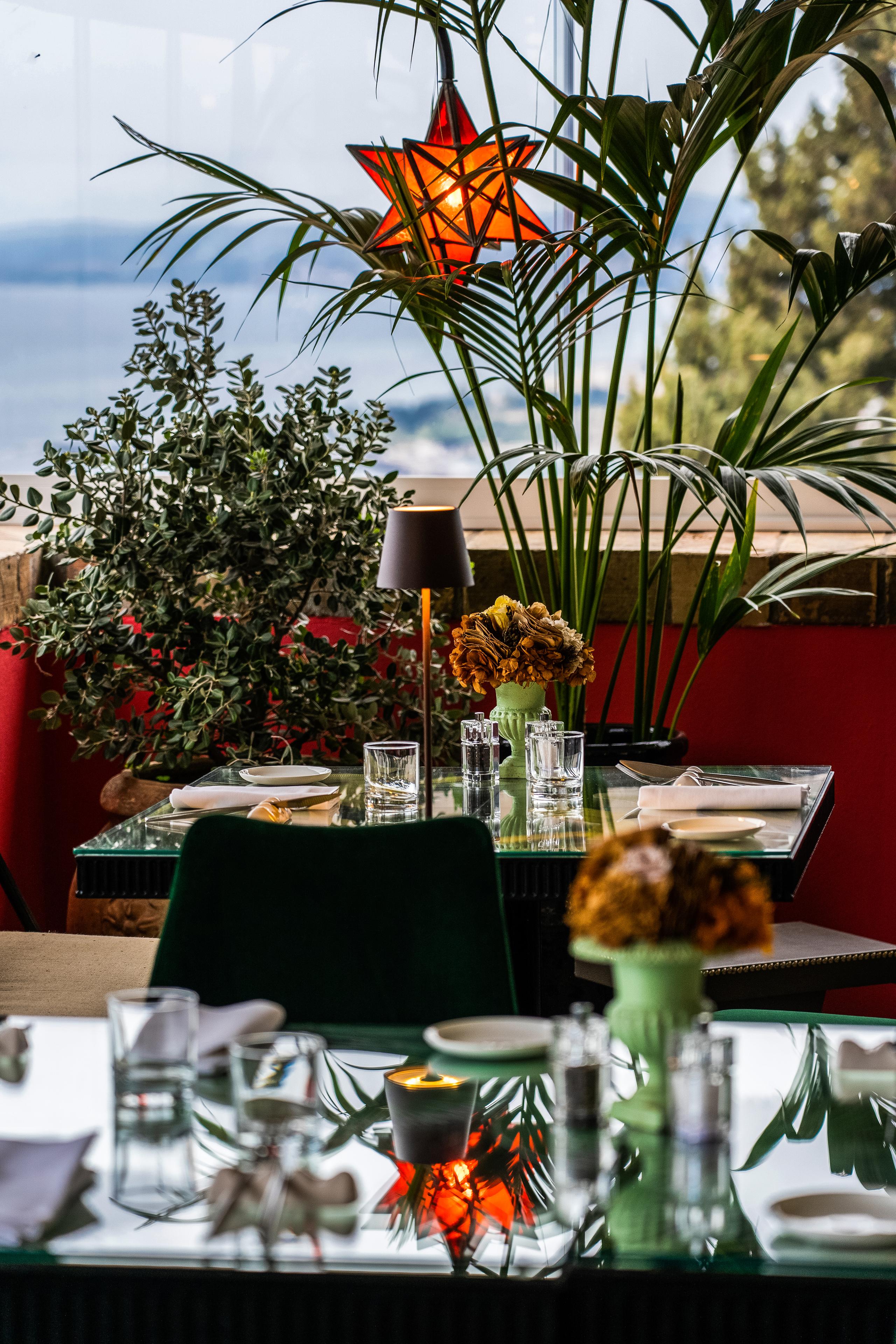 Euphoria Restaurant